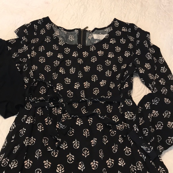 Maternity Dress Bundle - Picture 2 of 4